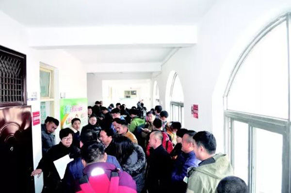 济南回炉司机挤爆车管所 半数以上系1次记满12分