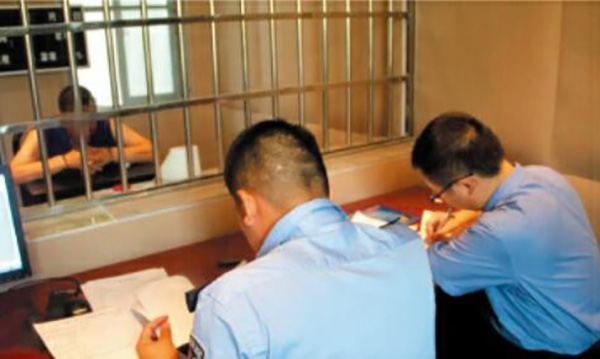 湖南男子被开除公职后变身机关惯偷:专盗党政机关