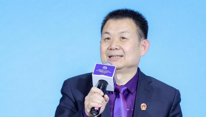 启迪国学文化大智慧 铸就人类文明新辉煌 ——国学名家李洪访谈录